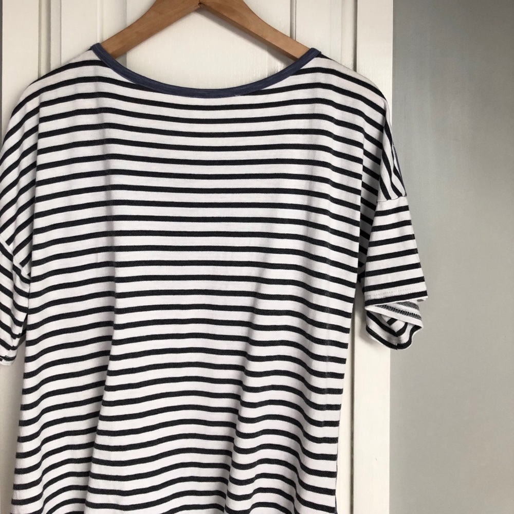 My Story || Stars and Stripes Front Knot Top - Picture 5 of 7